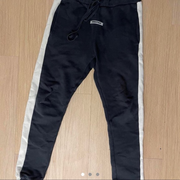 Fear of god essential stripe pants